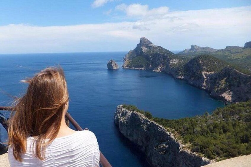 Formentor with boat trip + local market 2