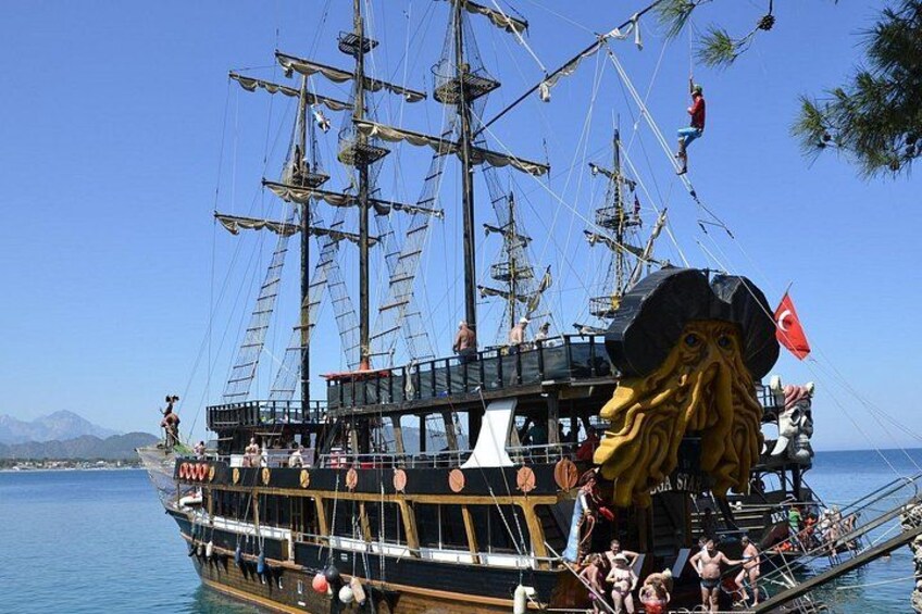 Kemer Boat Trip Including Lunch from Antalya 1