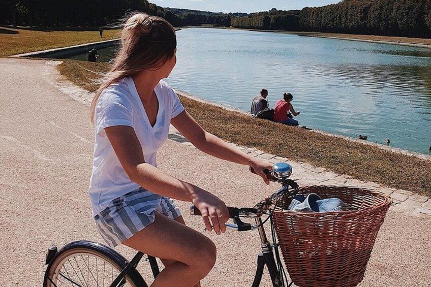 Versailles Bike Tour with Market, Gardens & Guided Palace Tour 5