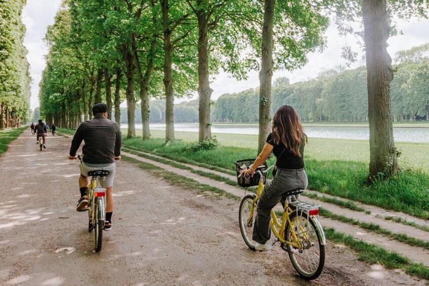 Riding along the Grand Canal 3