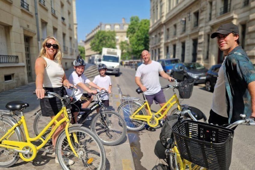 Paris Local Districts and Off the Beaten Track Guided Bike Tour 2