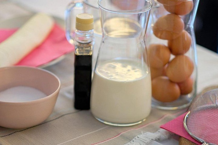 Learn How to Make Pastel De Nata in a Beautiful Porto Home 5