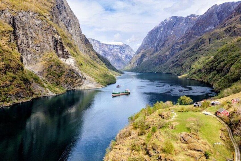 Private Full Day Ferry Trip To Geirangerfjord From Ålesund 2