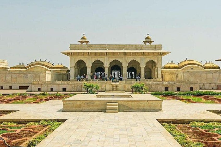 Agra Fort Gardens 2