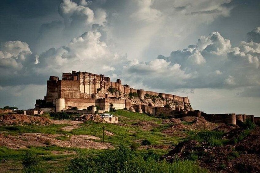 3 Days Guided Jodhpur & Udaipur Tour From Jaipur With Hotels 4