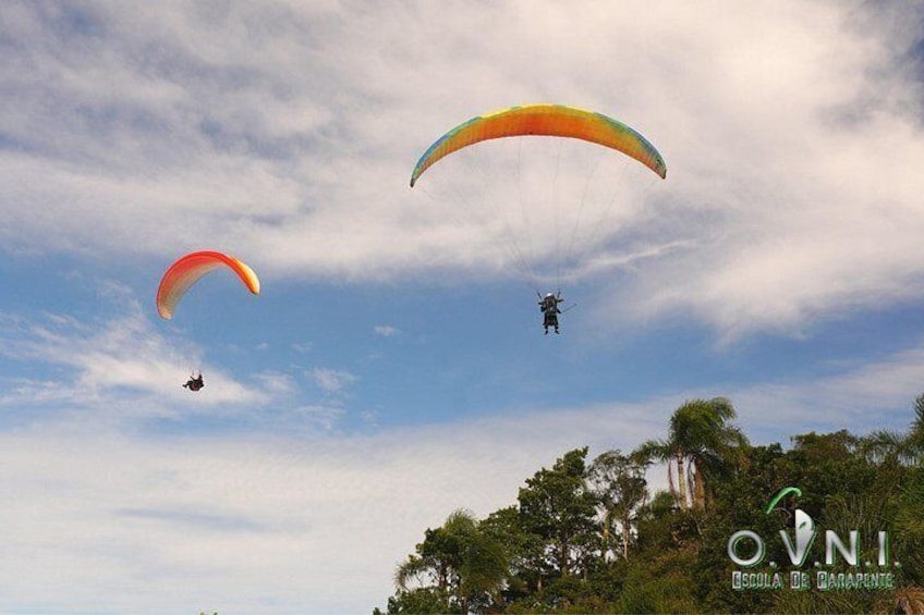 Paragliding flight with instructor in Florianópolis 2