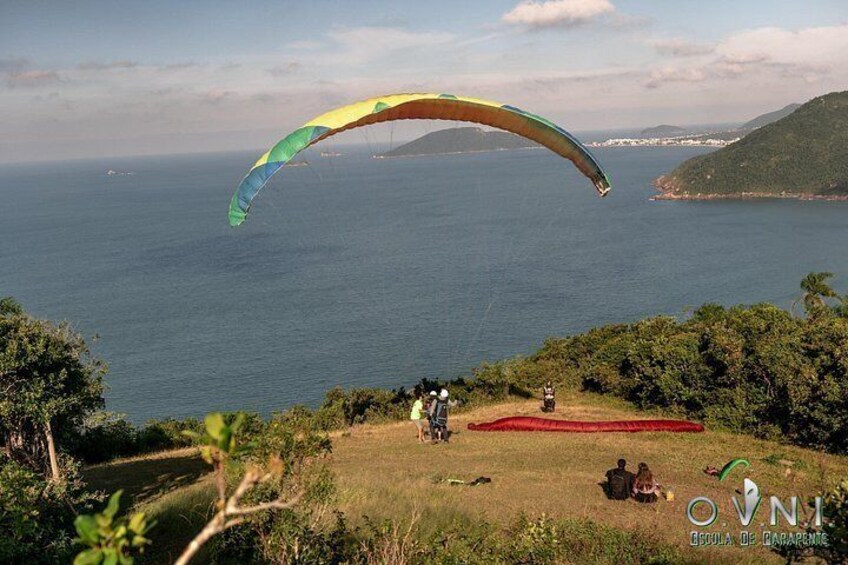 Paragliding flight with instructor in Florianópolis 3