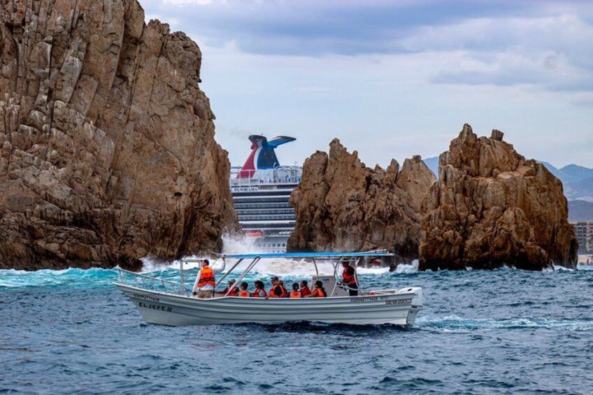 Shared ride to the arch of Cabo San Lucas 3