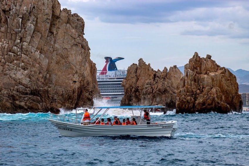 Shared ride to the arch of Cabo San Lucas 3