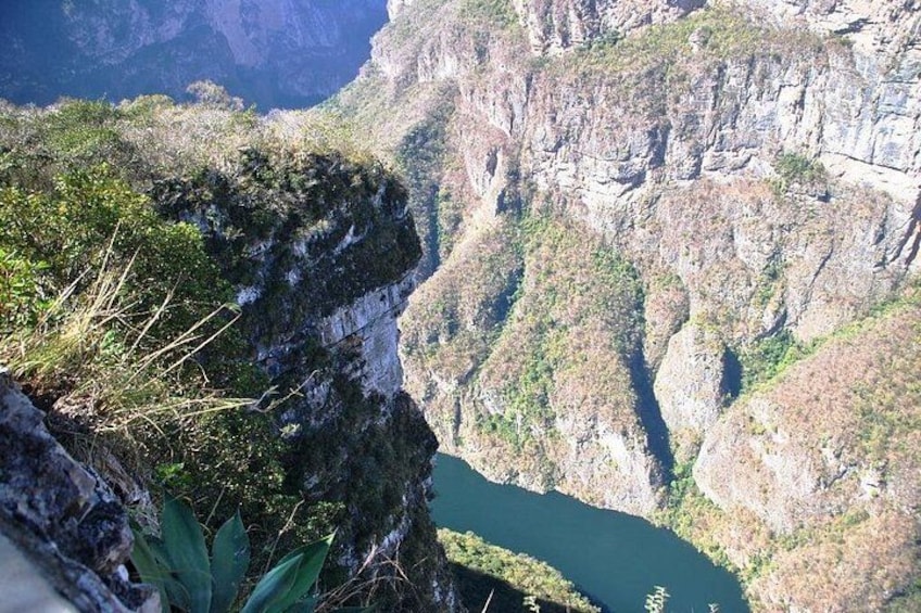 San Cris - Canyon of the Sump Miradores Chiapa - San Cris in Spanish 2
