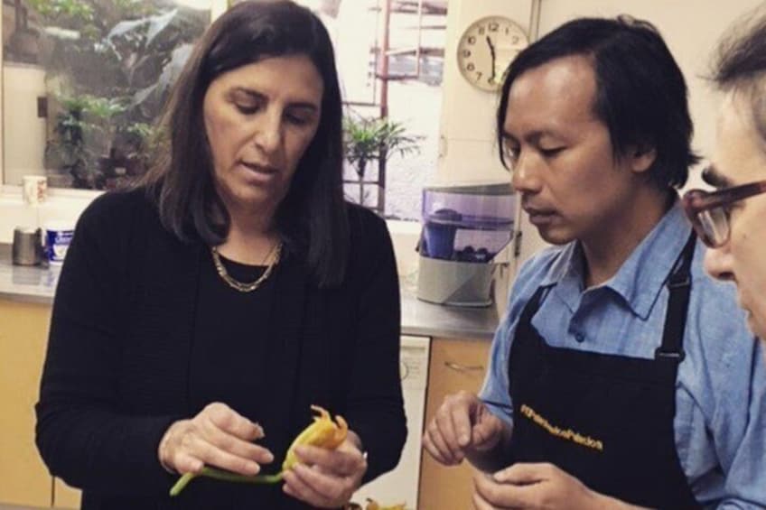 Mexico City Market Tour & Authentic Cooking Class in Lucia's Home 2