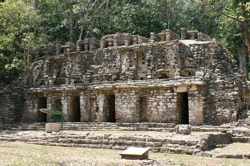 Yaxchilan and Bonampak Archaeological Zone 4