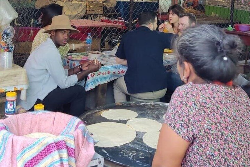 Immersion Tour and Oaxaca Markets, All gastronomy included 1