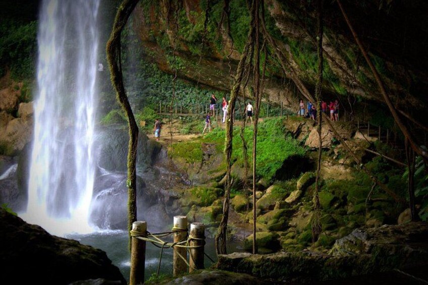 Misol Ha waterfall 2