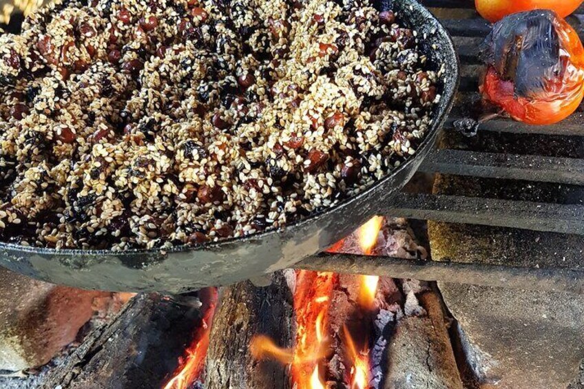  Cooking lessons of traditional Mole.