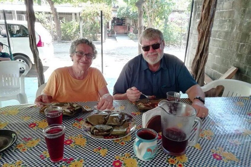 Authentic Red Mole Cooking Experience Near Puerto Escondido 2