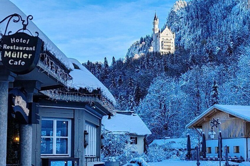 Munich: Private Neuschwanstein, Linderhof Alpine Tour via Austria 4