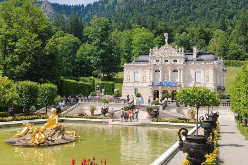 Munich: Private Neuschwanstein, Linderhof Alpine Tour via Austria 4