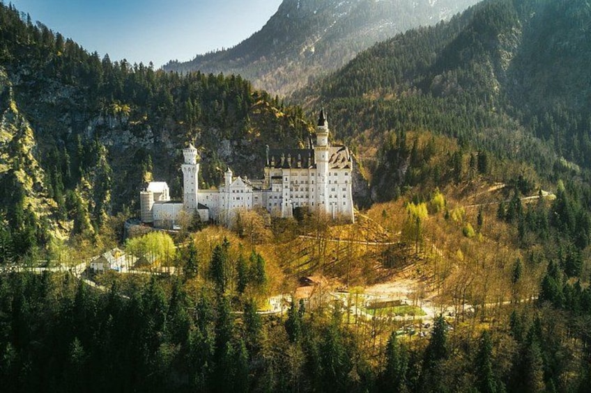 Neuschwanstein Castle Tour with Skip the Line from Hohenschwangau 2