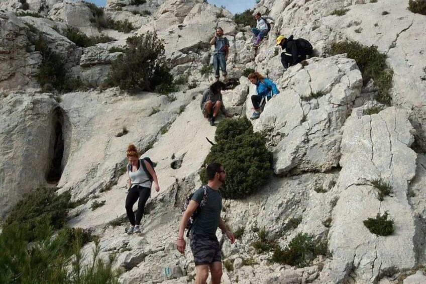 Panoramic hike on Marseille from Les Calanques 3