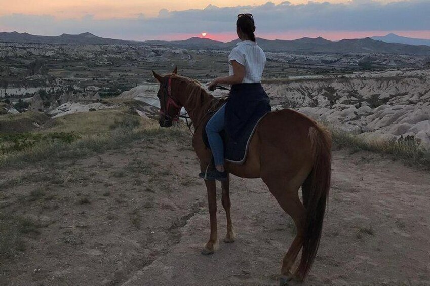 Sunset Horsebackriding tour through the Valleys of Cappadocia