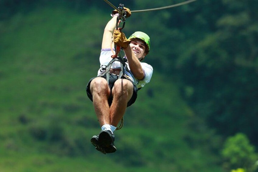 Extreme Zipline tour in Monteverde 3