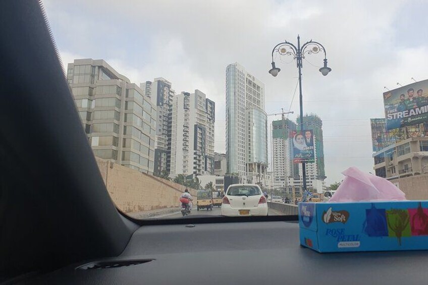 Karachi Half Day City Tour with Local Snacks and Private Transfer 3
