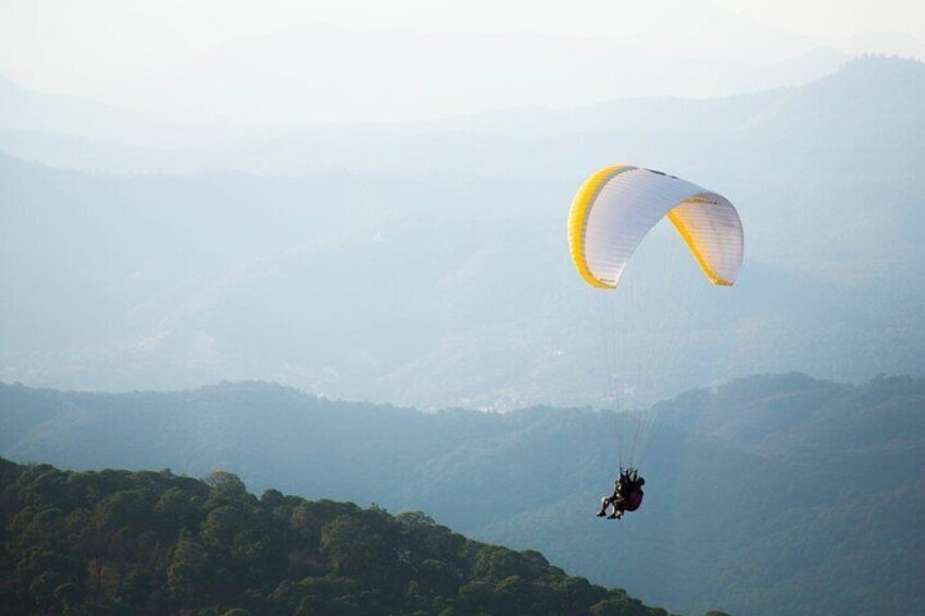 Paragliding in Valle de Bravo 5