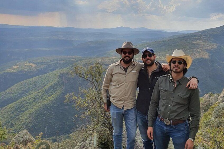 Horseback riding and camping in the mountains 5