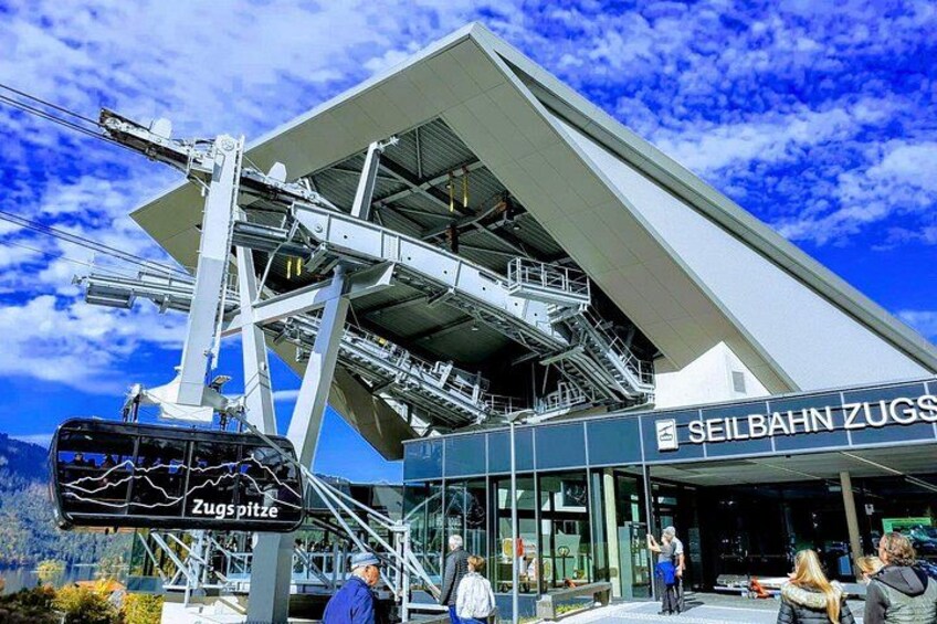 Private: Mount ZUGSPITZE & SNOW Much More - Deluxe Tour from Munich 4