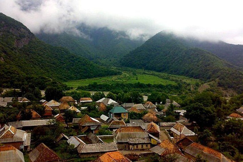 Guba & Khinalig Tour Group Day Tour (Lunch included) 4