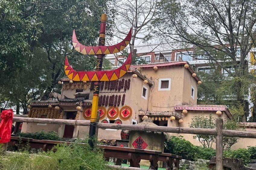 Half Day Shenzhen Splendid China Folk Village Guided Tour 5