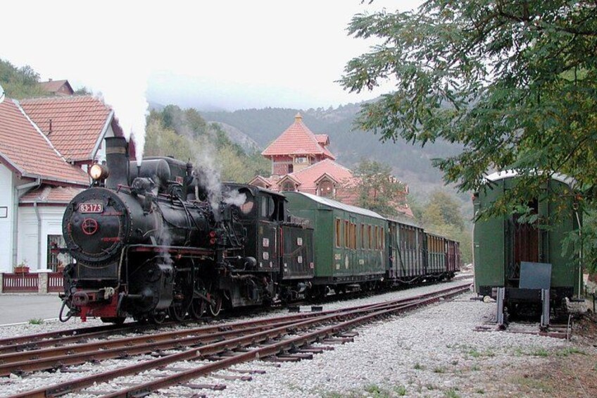 Uvac canyon, Stendnica monastery, wood city, Sargan 8 Railway, 3 Days Tour 3