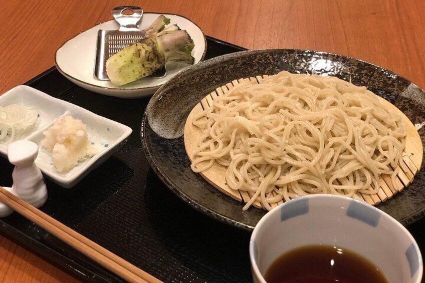 Taste freshly made soba noodles made by yourself at a real local soba shop!Private plan for 1 group only. 4