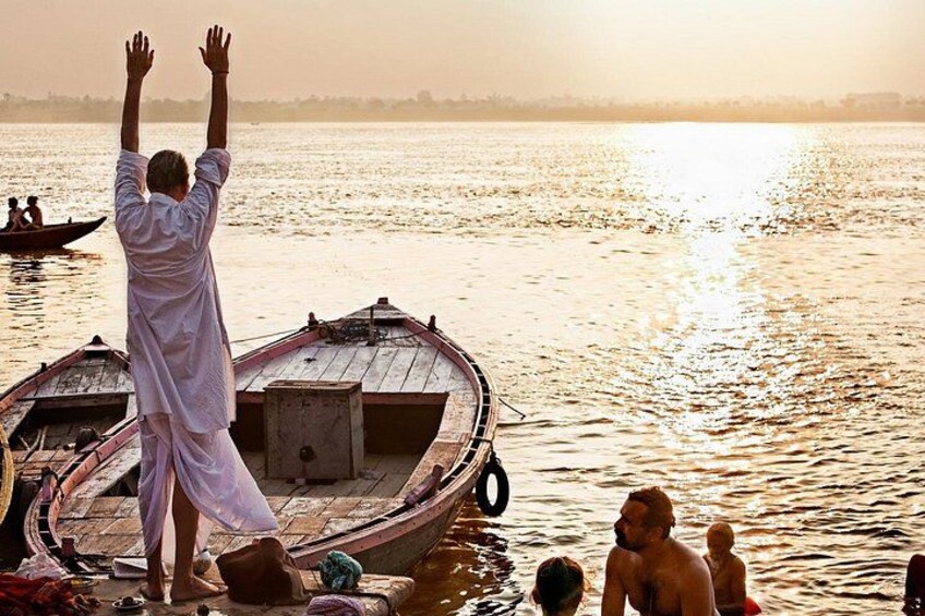 Full Day Varanasi Private Tour with Temples, Ghats & Rituals 3