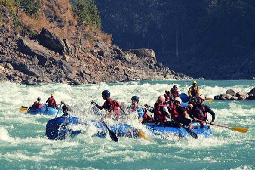 24 km White water rafting expedition in Rishikesh 5