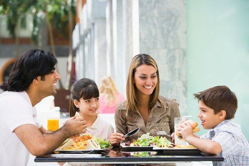 Kids Eat Free iCard (Orlando plus) incl FREE eSIM All Access Pass 3