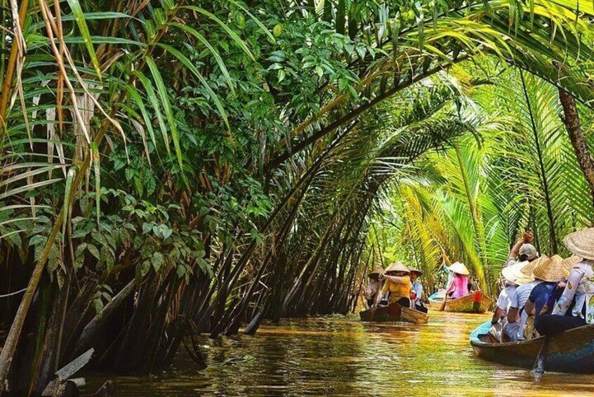 Mekong Delta visiting My Tho full day by bus