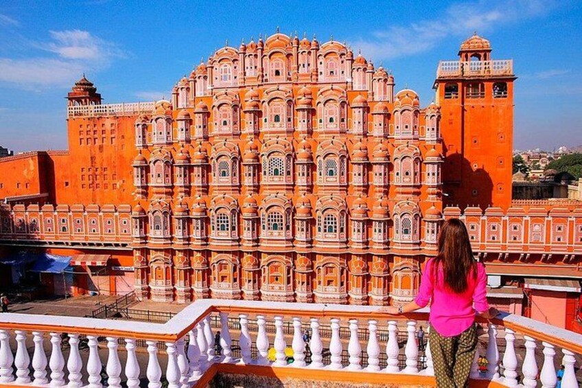 Hawa Mahal (Palace of Winds) in Jaipur 2