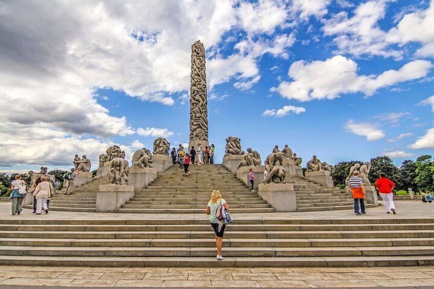 Explore the Instaworthy Spots of Oslo's Vigeland Park