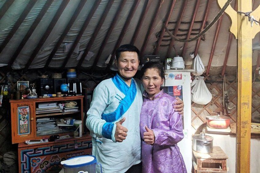 Begzsuren and his wife, Mungunsoyombo 3