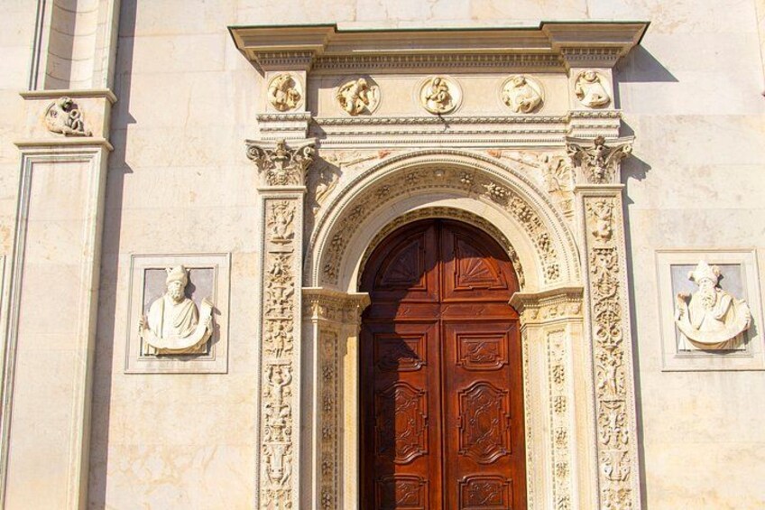 Discover Lugano’s most Photogenic Spots with a Local 4