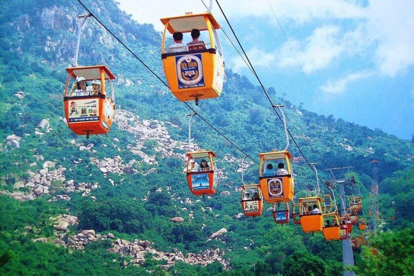 Da Lat Full-day Tour with Langbiang Mountain, Datanla Waterfall, Crazy House 4