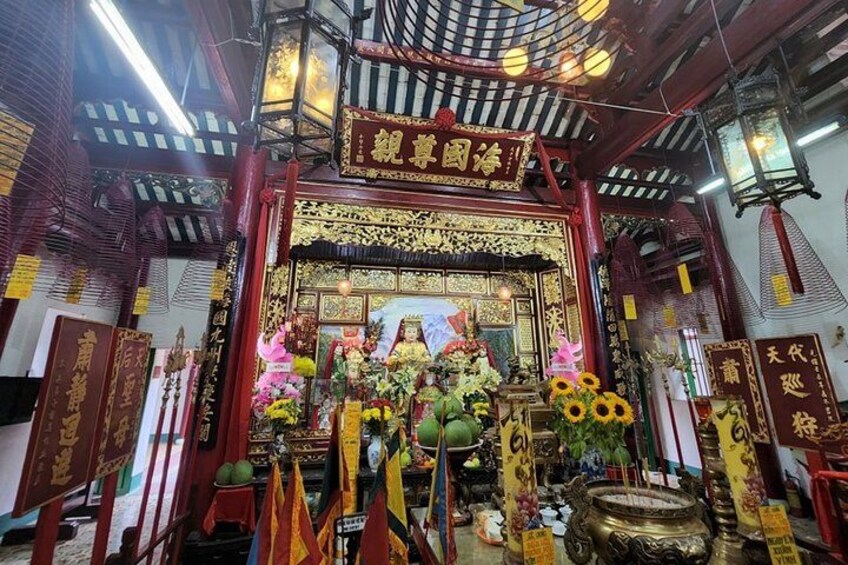 Guided Tour to Marble Mountains & Hoi An Walking Tour , Night Market, Boat Ride 4