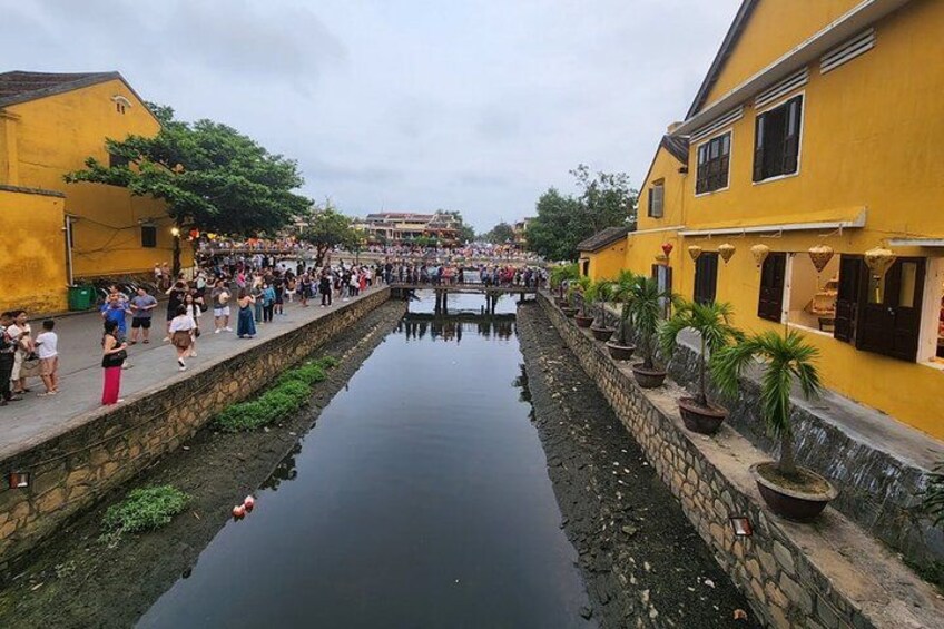 Guided Tour to Marble Mountains & Hoi An Walking Tour , Night Market, Boat Ride 5
