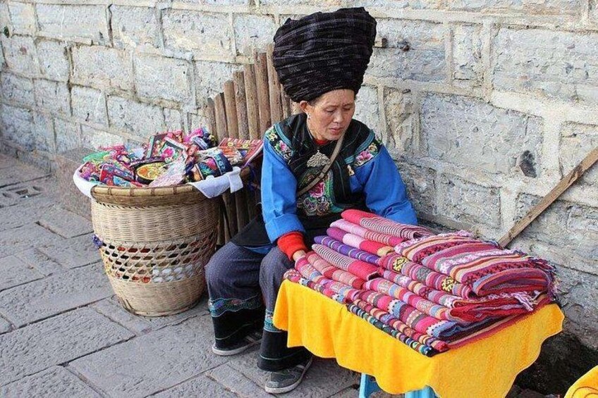 miao minority people in fenghuang 2