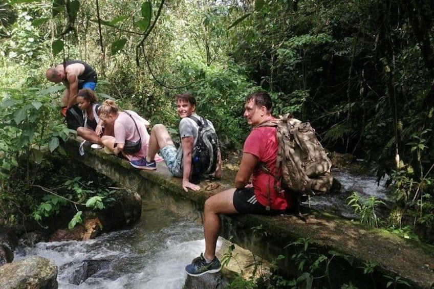 hiking medellin and hidden waterfalls 3