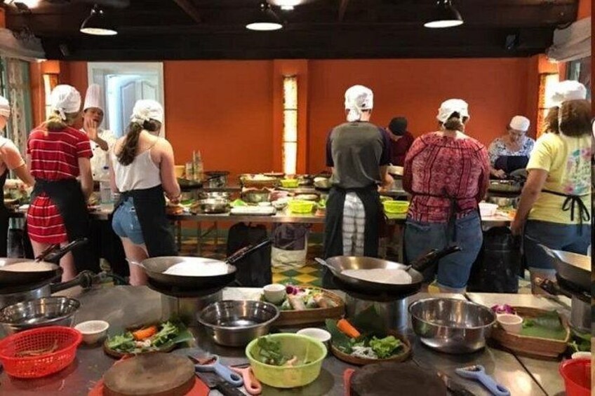Half-Day The Khmer Cuisine Cooking Class in Siem Reap 4