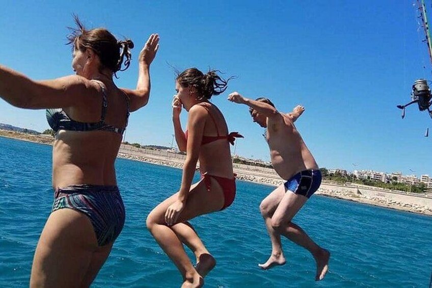 ALL FAMILY FUN: Fishing & Swimming with BBQ on Boat (Small Group) 3