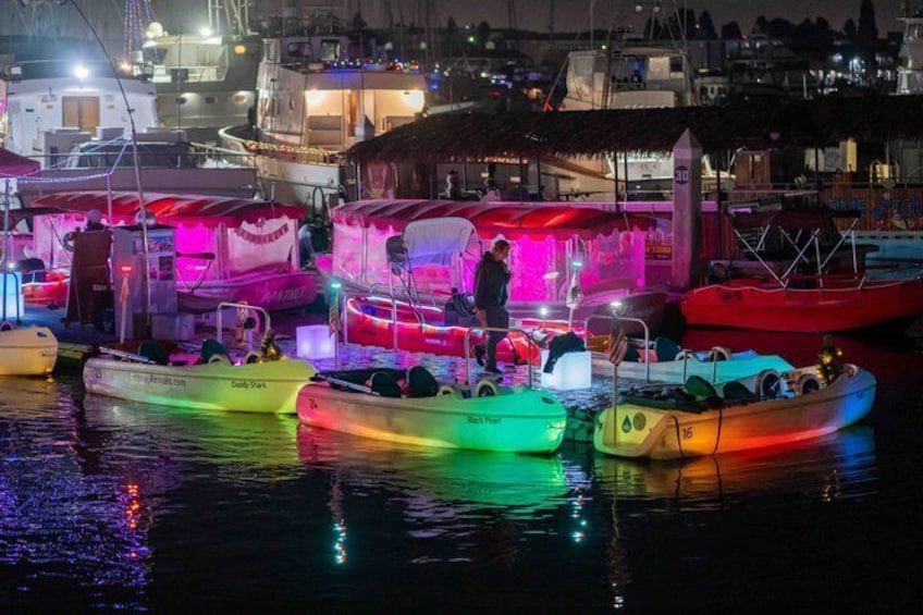 Glow Electric Boat night date experience in San Diego Bay 3